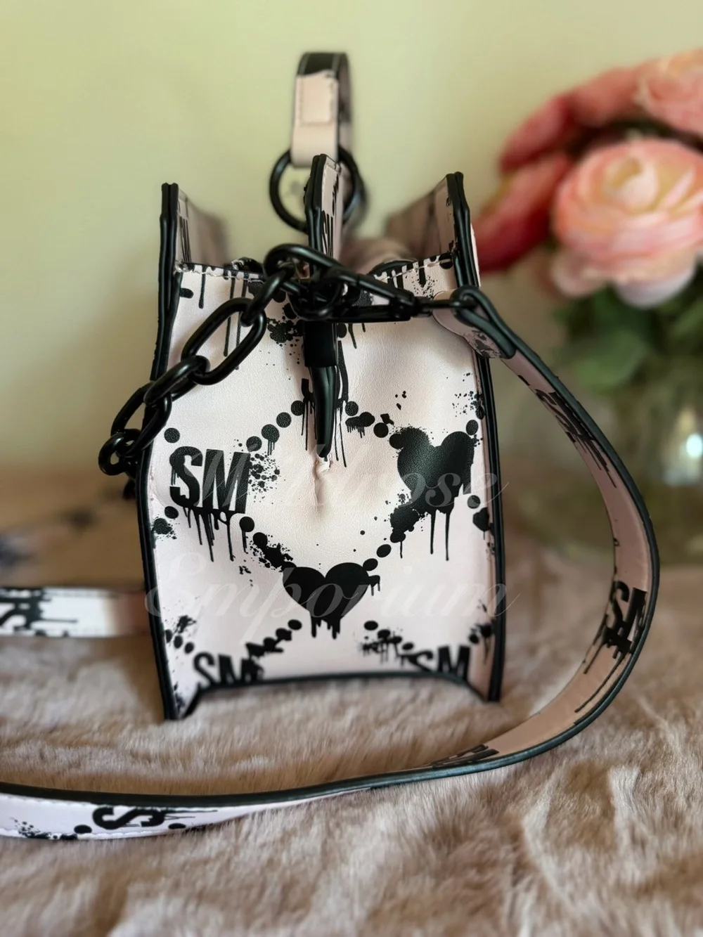 NWT - Rare Steve Madden Bevelyn Blood Drip Heart Print Satchel pink black goth